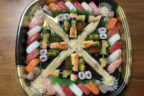 Experience Sushizanmai’s “home delivery” service! I was impressed by the attentive service available only at the Toyocho store.