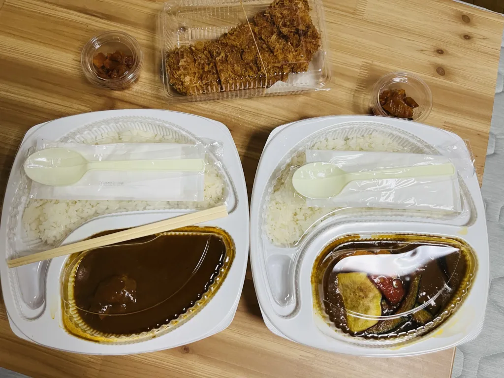 The entire package of VIGOR's takeout curry
