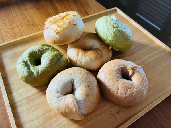 GeNTLe BAGeL のベーグルをいただきました