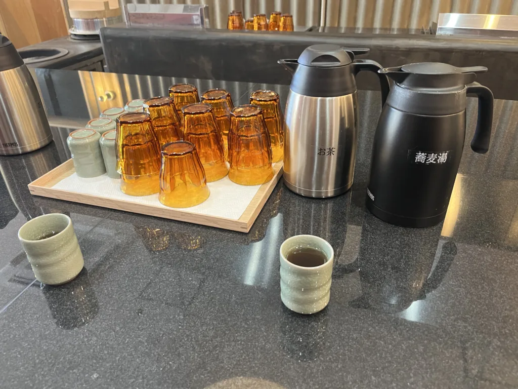 清白 セルフサービス 蕎麦湯